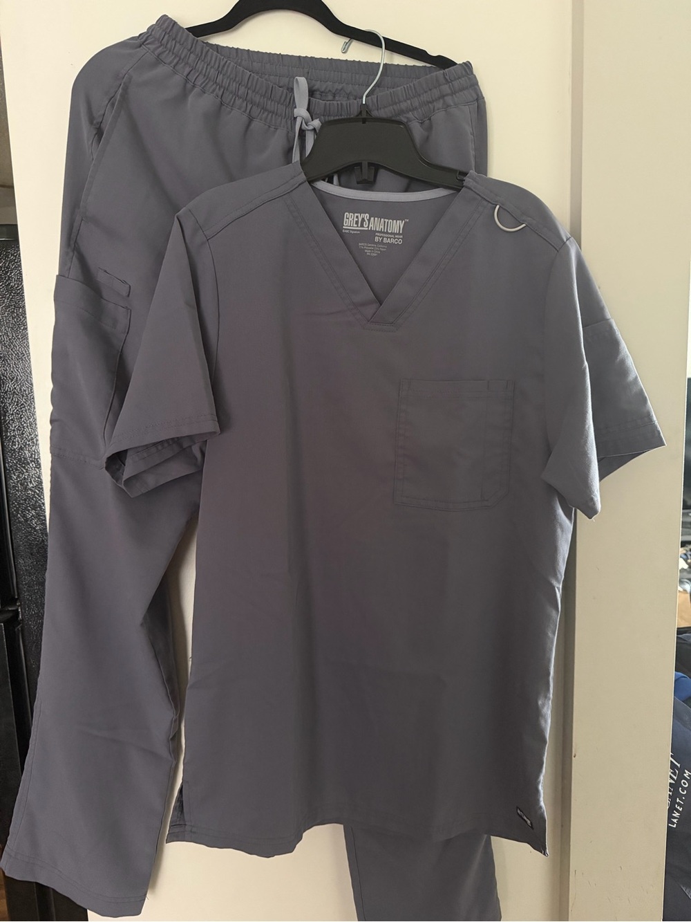 Grey's Anatomy V-Neck Scrub Set in Gray